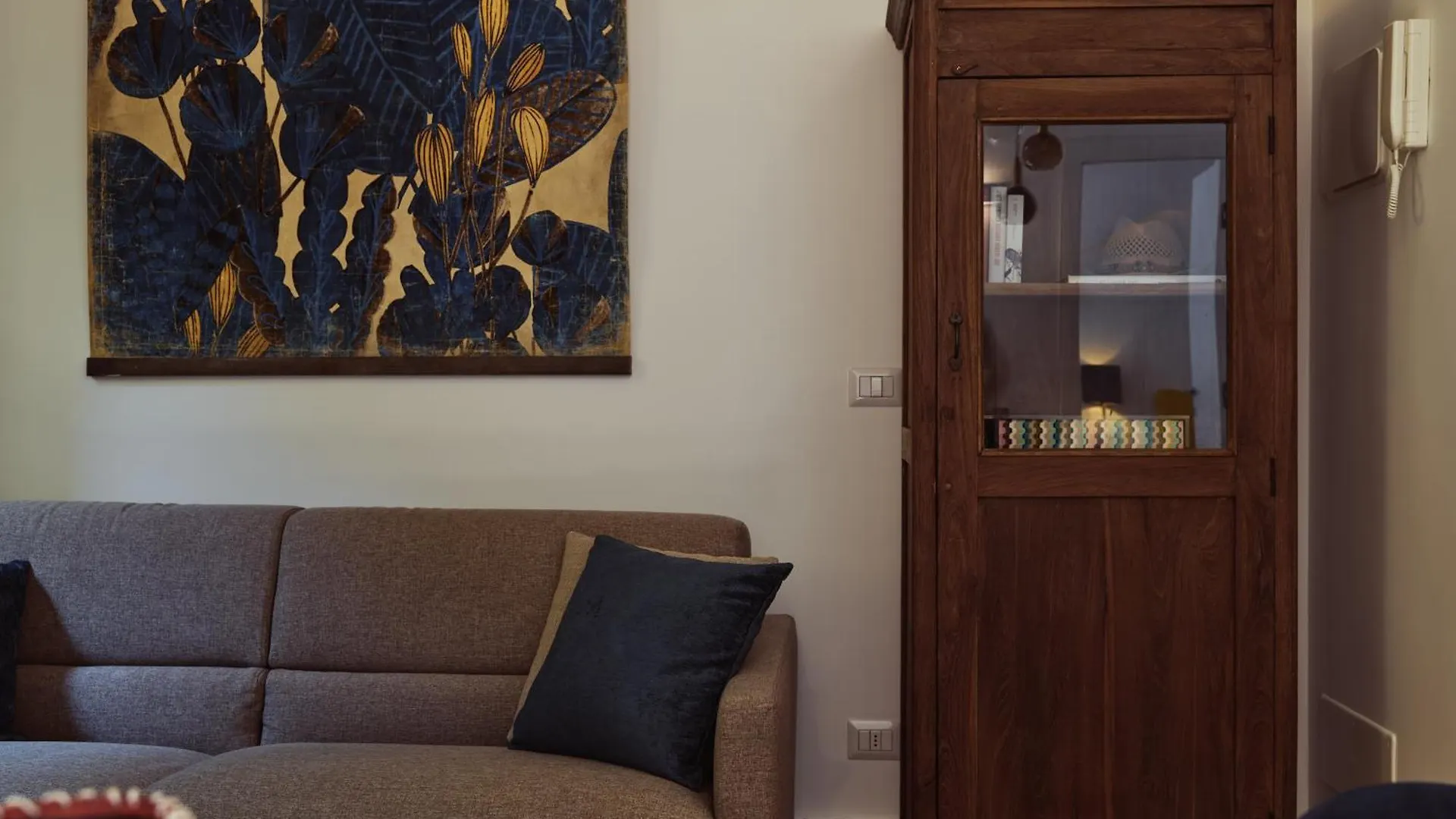 Domus Duca Claudius I Classy Vatican Apartment With Private Garden Rome 0*,  Italy