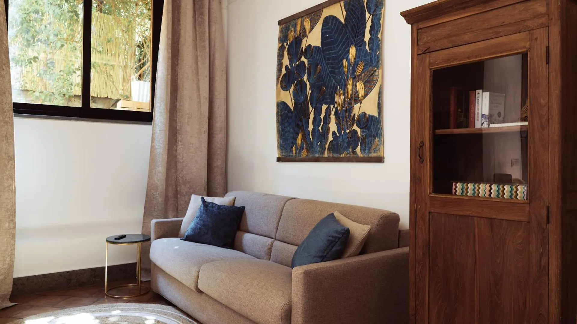 Domus Duca Claudius I Classy Vatican Apartment With Private Garden Rome Italy